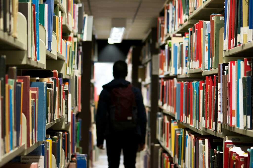 Si la pregunta es si sirve de algo ir a la universidad, la respuesta es clara: sí, para ganar más dinero toda la vida